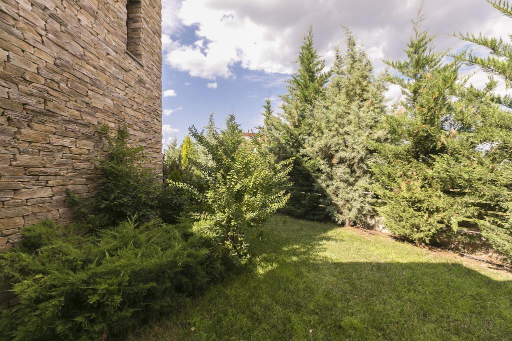 CasaGreek Komotini Bed & Breakfast Bagian luar foto