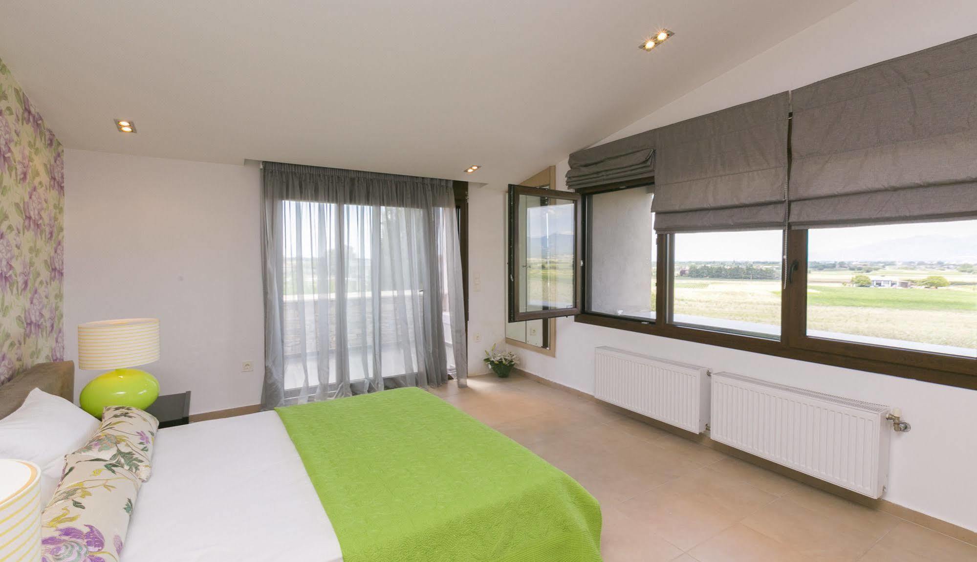 CasaGreek Komotini Bed & Breakfast Bagian luar foto